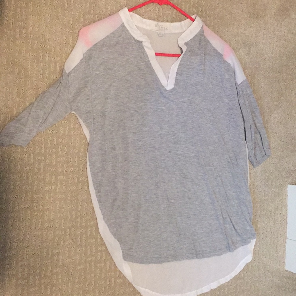 Loose and comfortable top